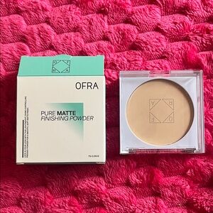OFRA Pure Matte Finishing Powder in Fair